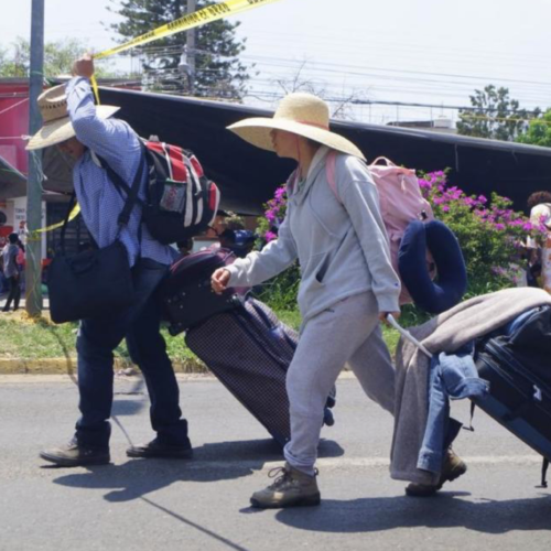 Cancelan 27 vuelos por bloqueo de la Sección 22 en Aeropuerto de Oaxaca; suman 9 días de protestas